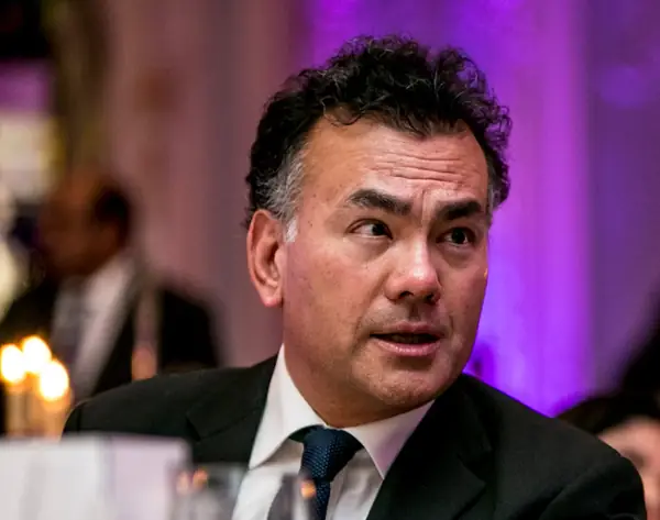 Guest listening at a bis awards dinner